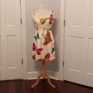 Boutique butterfly dress with pockets